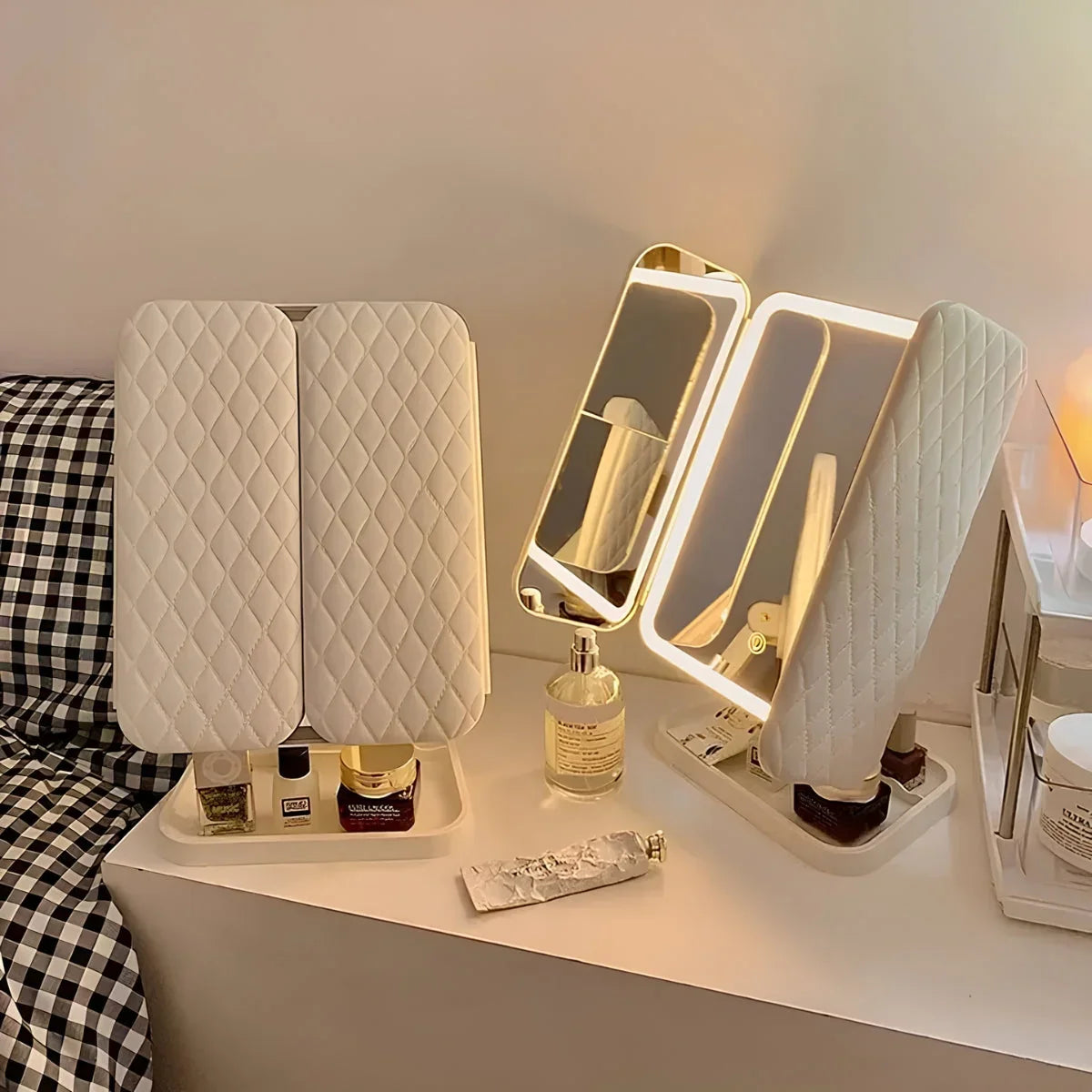 MeyBeauty™ – Glowing LED Beauty Mirror | Your Glow Companion for Flawless Beauty ✨