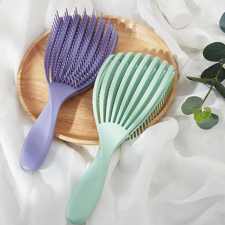 MeyBeauty™ Detangling & Scalp Massage Brush | Tangle-Free Hair, Spa-Like Scalp Care – All in One Brush! 💆♀️✨