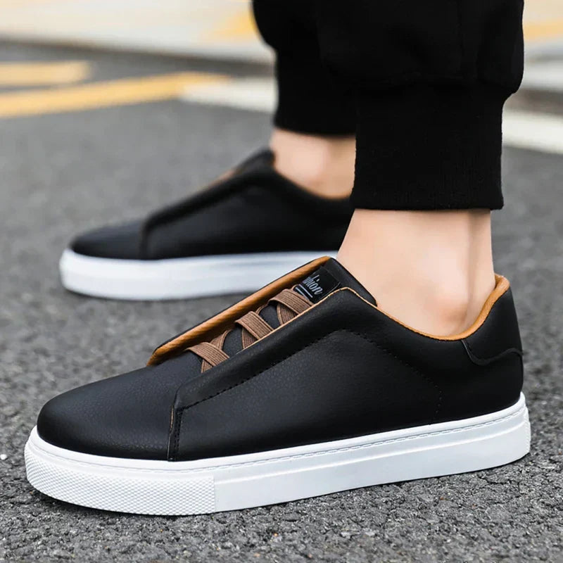 Alvaro Ferucci Classic Sneakers