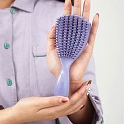 MeyBeauty™ Detangling & Scalp Massage Brush | Tangle-Free Hair, Spa-Like Scalp Care – All in One Brush! 💆♀️✨