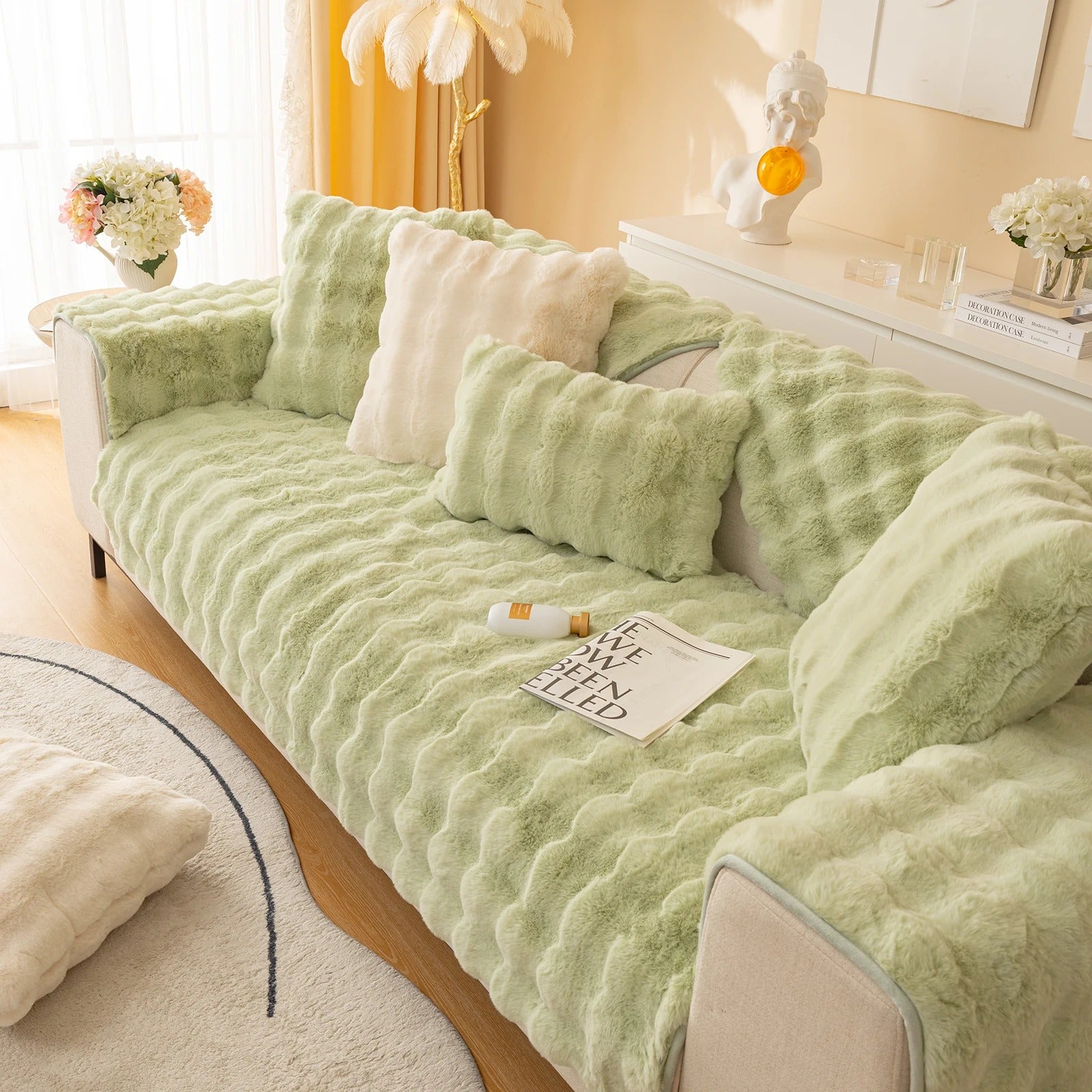 MeyLuxe™ Luxury Plush Sofa Cover | Experience Unparalleled Softness and Elegance