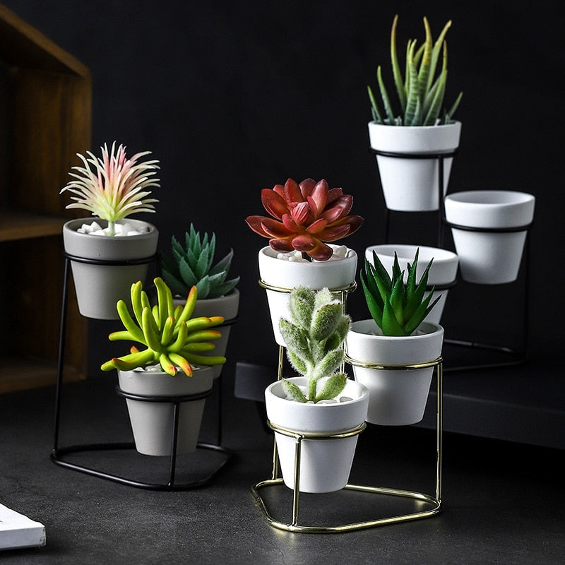 Nuso Life Porcelain Pottery Stand